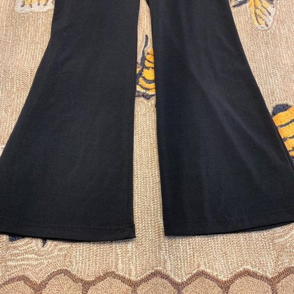 Prima crop bell bottom pants size 10 ππ»π¦ - Picture 4 of 5